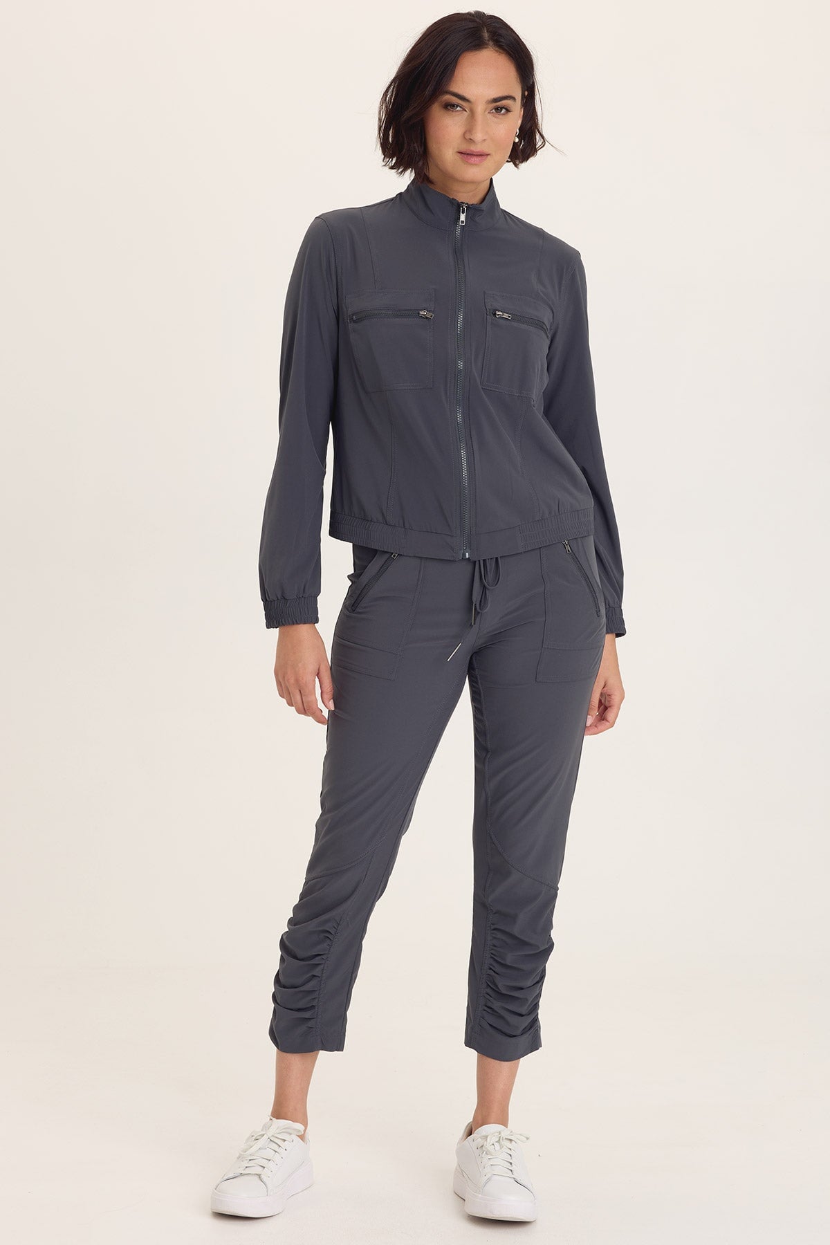 Wearables Quinn Active Ruched Bomber 