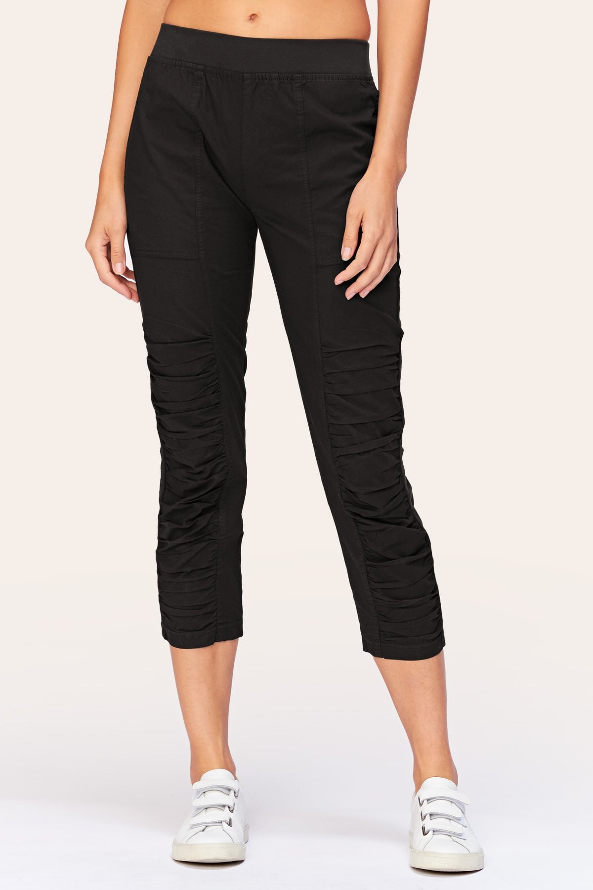 Core by XCVI Geyser Crop 